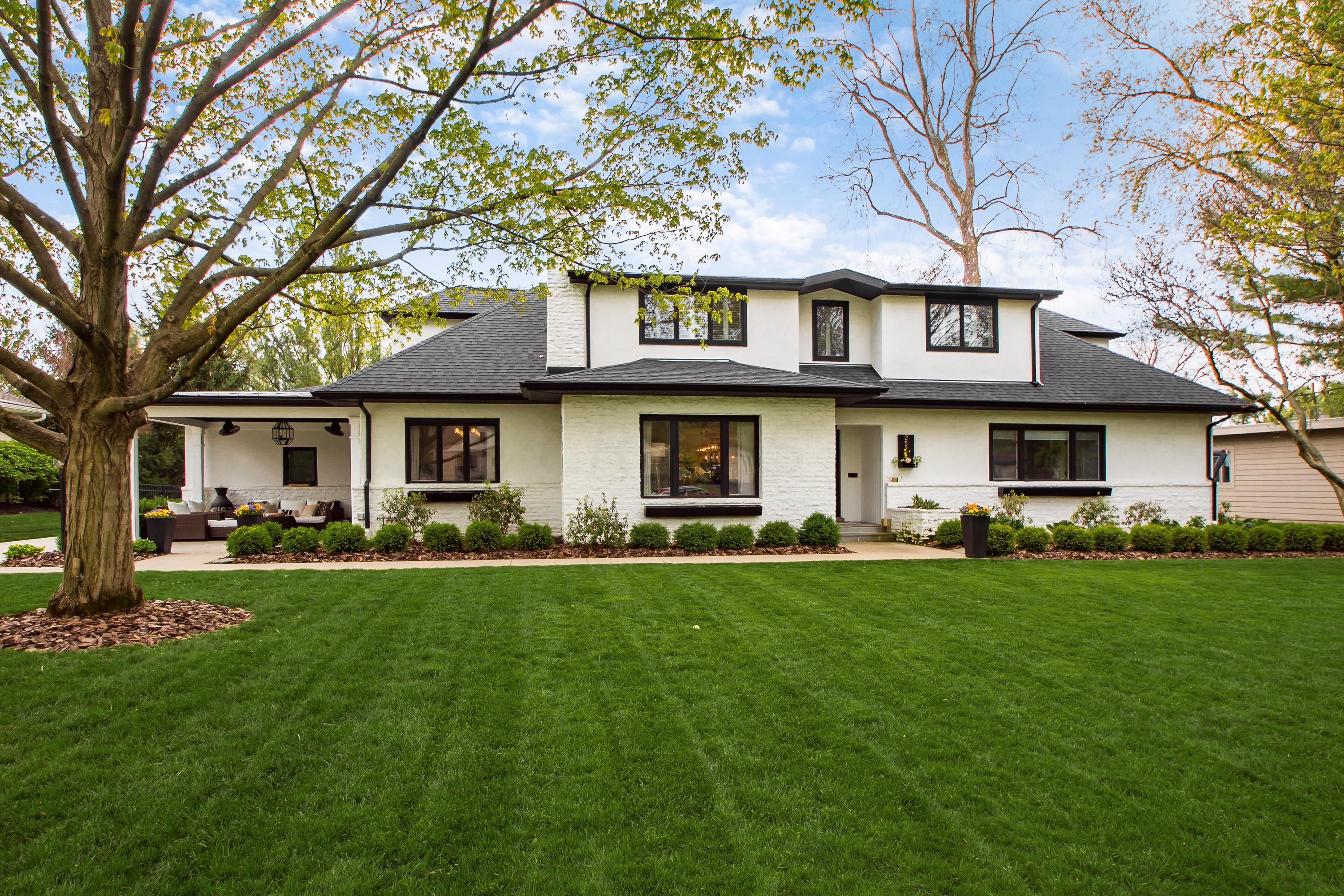 2577 Edington Road Columbus, OH 43221 - Photo 2 of 61 Gallery Image 2