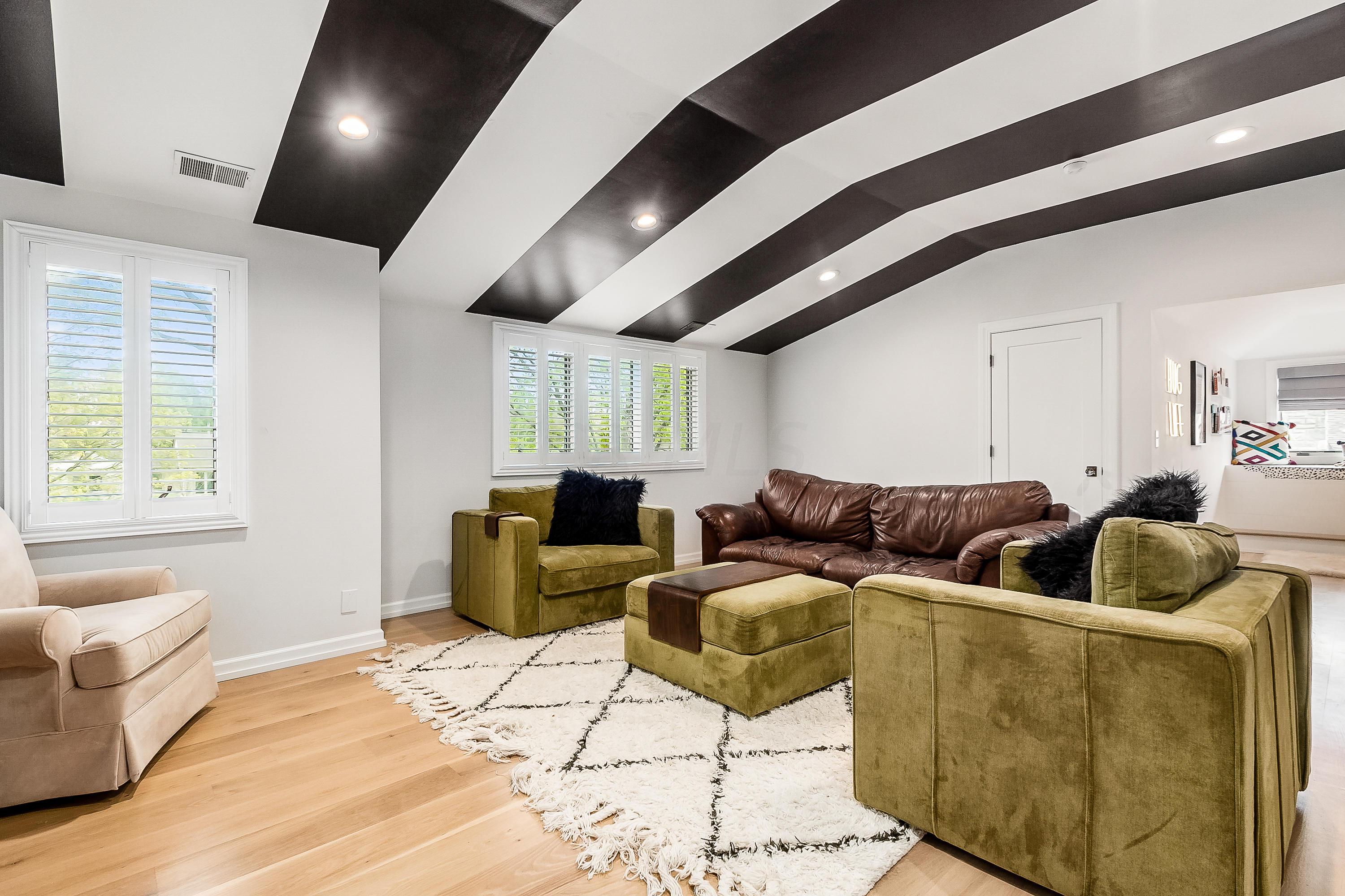 2577 Edington Road Columbus, OH 43221 - Photo 35 of 61 Gallery Image 35