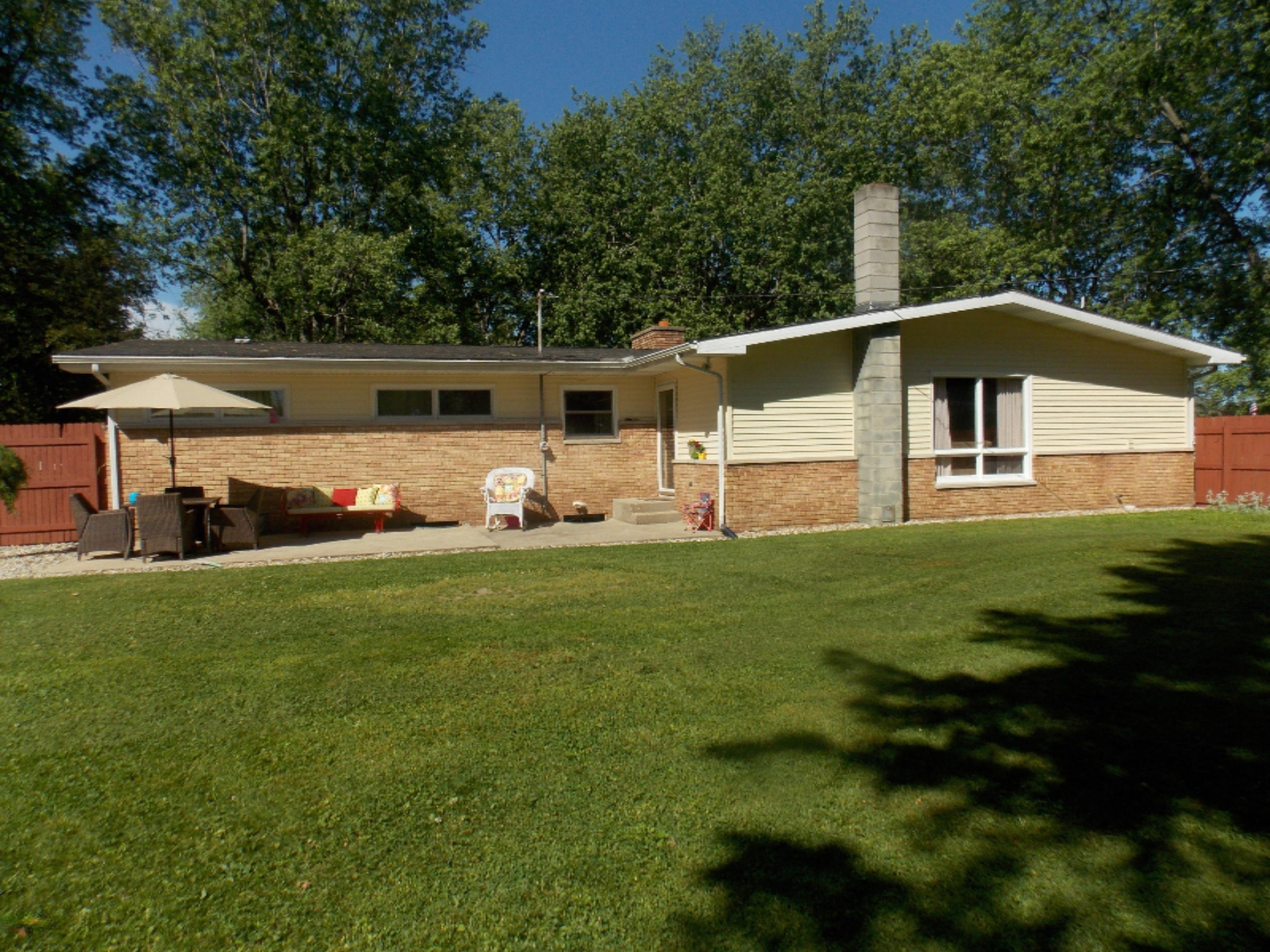 550 Rosewood Avenue Decatur, MI 49045 - Photo 6 of 31 Rear