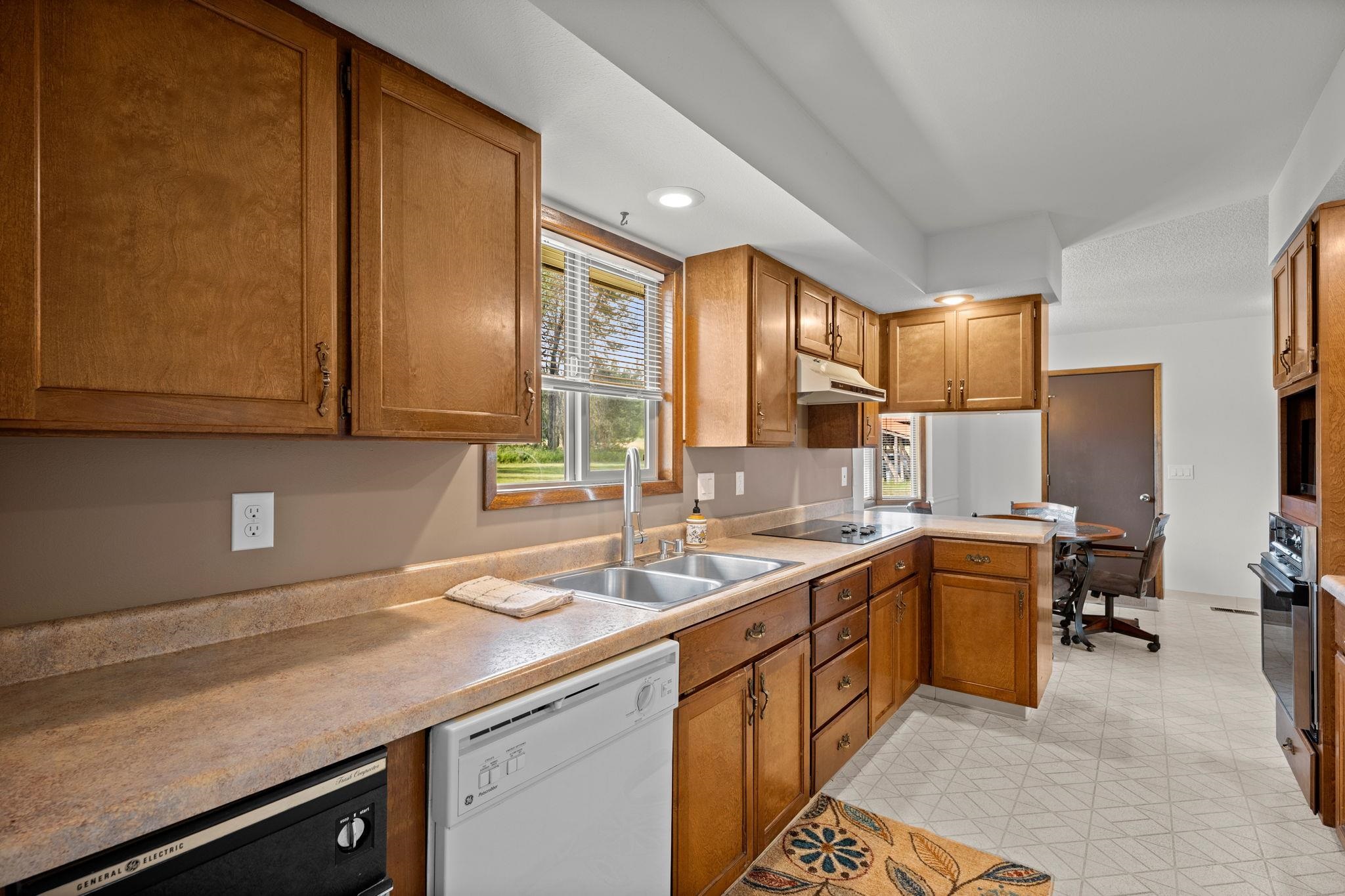 4796 West Gibson Dahl Road Clayton, WA 99110 - Photo 8 of 50