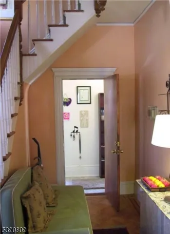 a view of livingroom with furniture