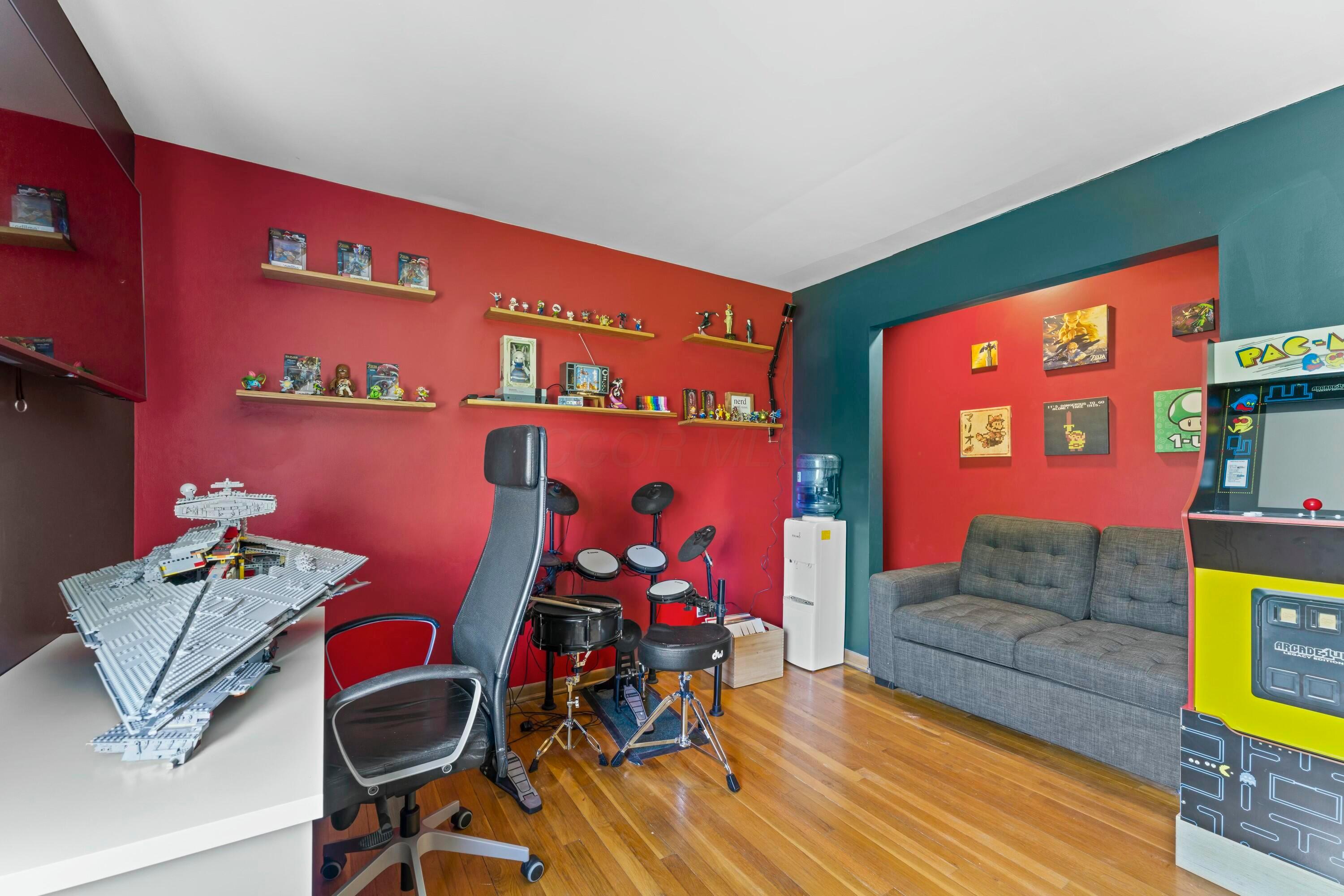 4460 Reed Road Upper Arlington, OH 43220 - Photo 26 of 41 Bedroom 2