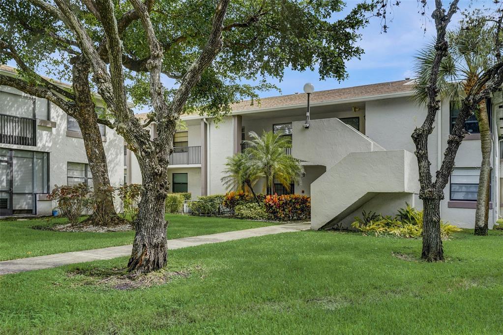 9844 West McNab Rd Unit 112