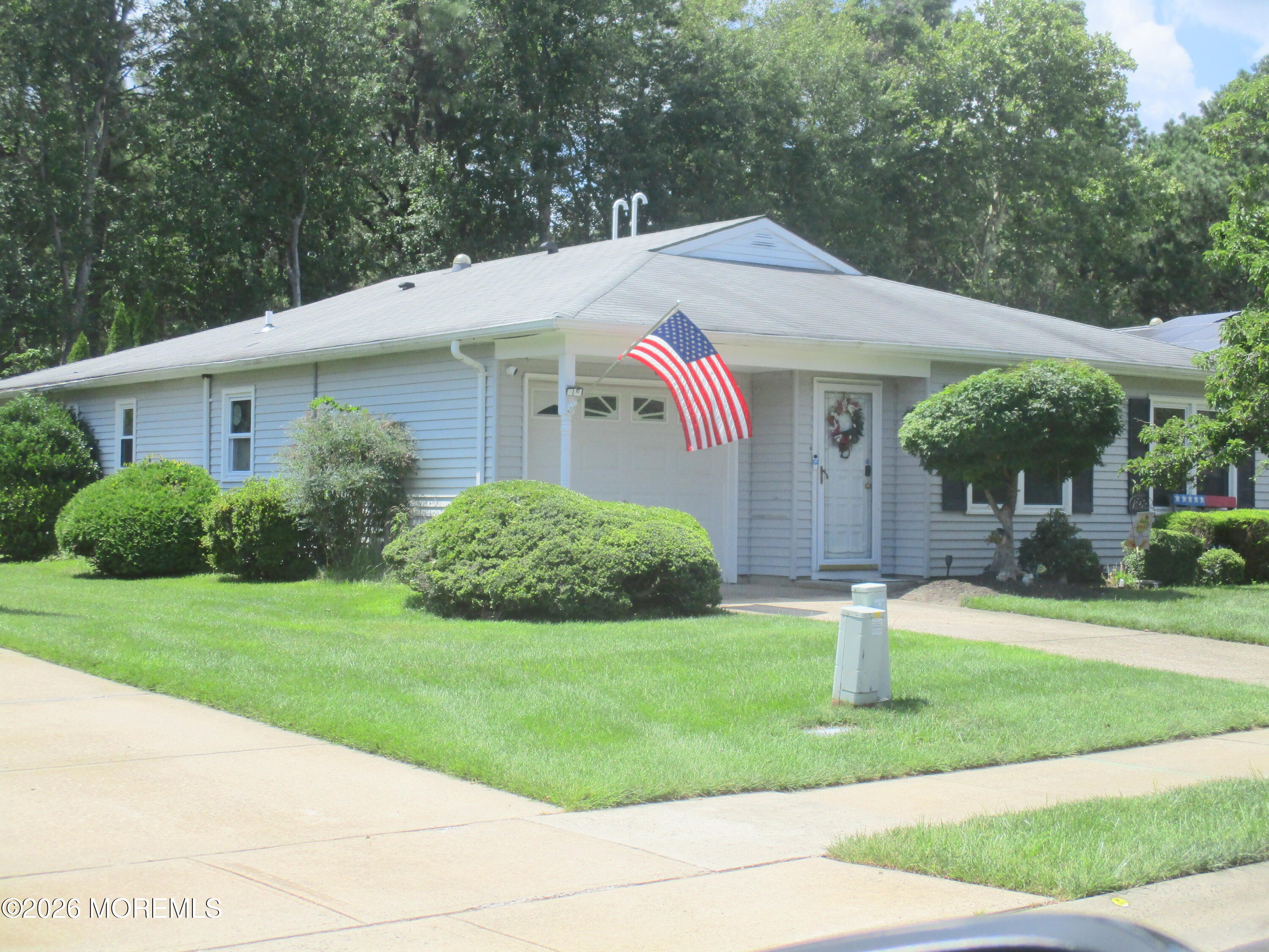 71 Meadowbrook Road Brick, NJ 08723 - Photo 3 of 26 IMG_3396