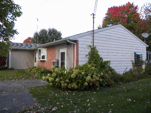 11475 Maple Road Birch Run, MI 48415 - Photo 3 of 17