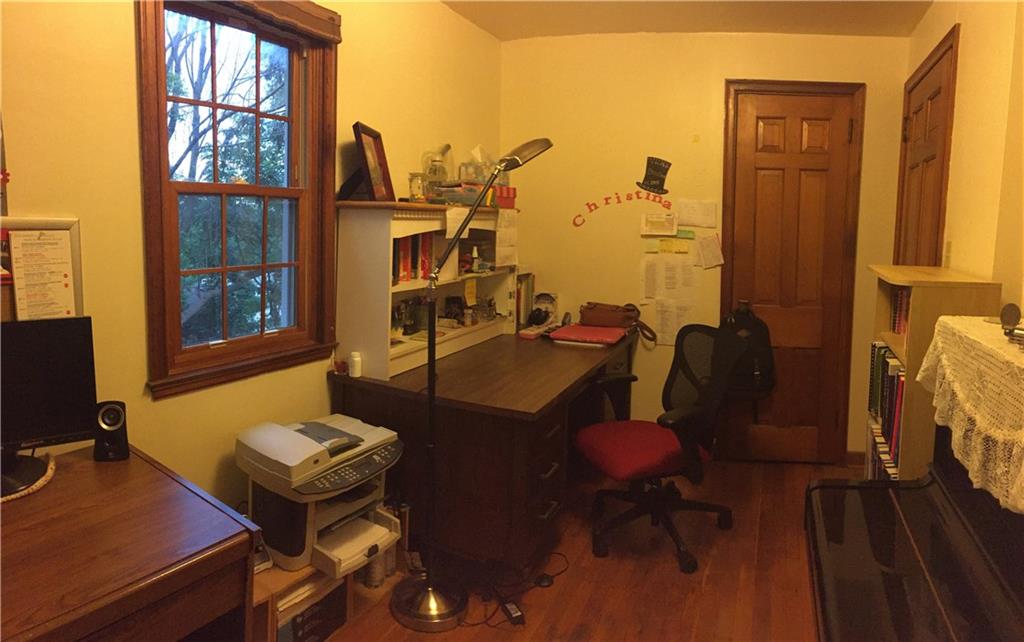 318 Fort Couch Road Pittsburgh, PA 15241 - Photo 13 of 25 Gallery Image 13