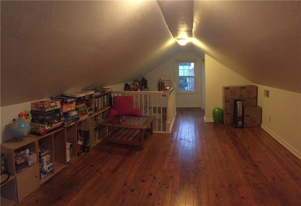 318 Fort Couch Road Pittsburgh, PA 15241 - Photo 15 of 25 Gallery Image 15