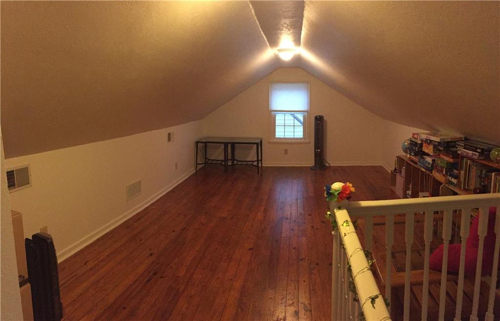 318 Fort Couch Road Pittsburgh, PA 15241 - Photo 16 of 25 Gallery Image 16