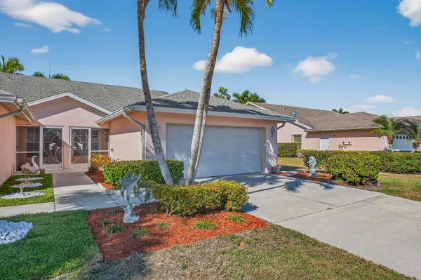$419,000 | 441 St Andrews Boulevard, Naples, FL 34113