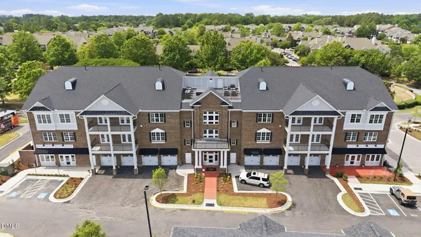 $725,000 | 1600 Gathering Park Circle, Unit 204, Cary, NC 27519