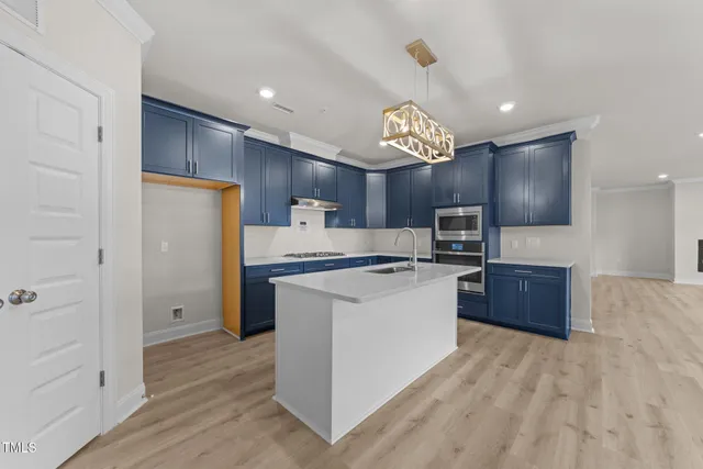 $725,000 | 1600 Gathering Park Circle, Unit 204, Cary, NC 27519