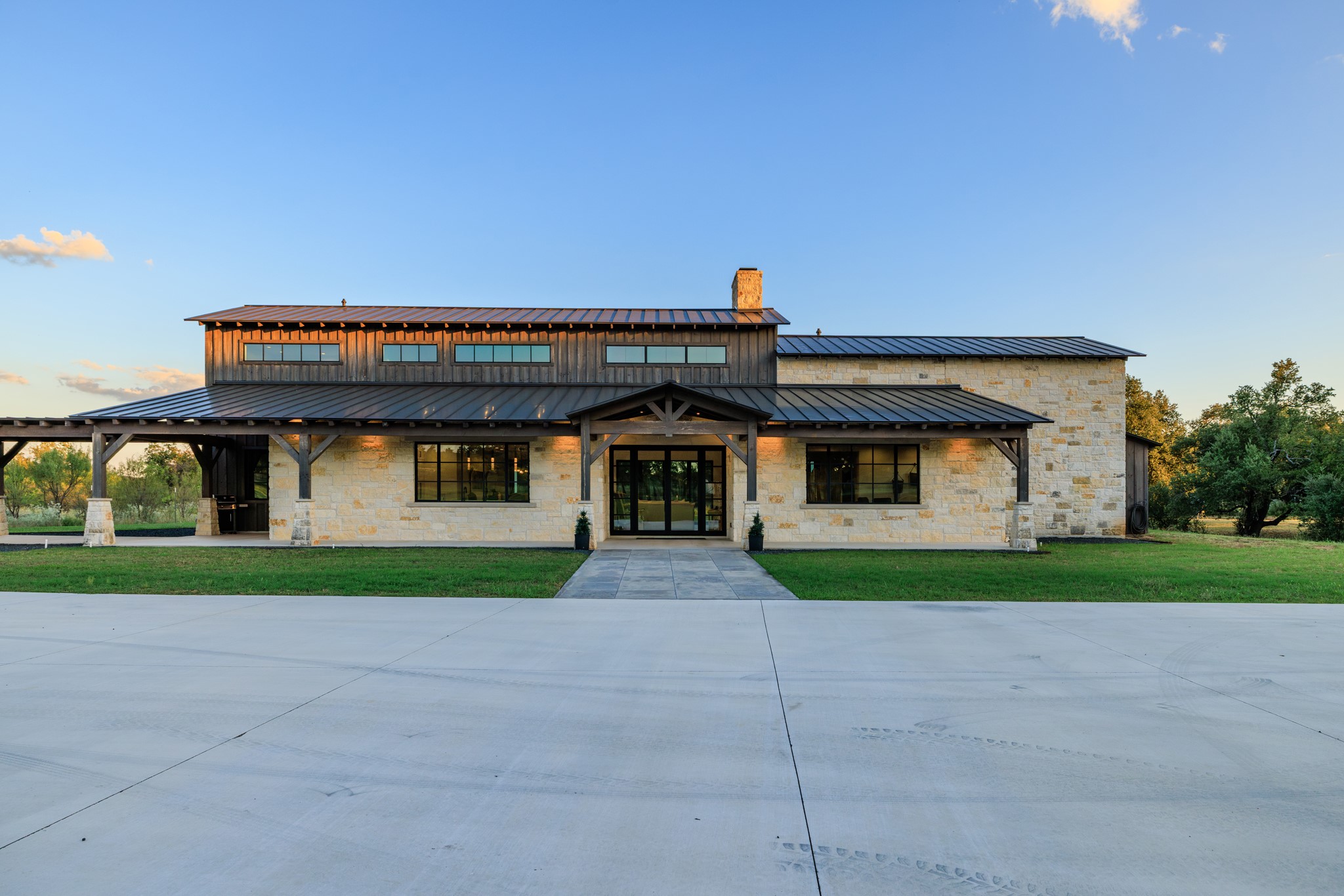 5862 Ranch Road 965 Llano, TX 78643 - Photo 6 of 40