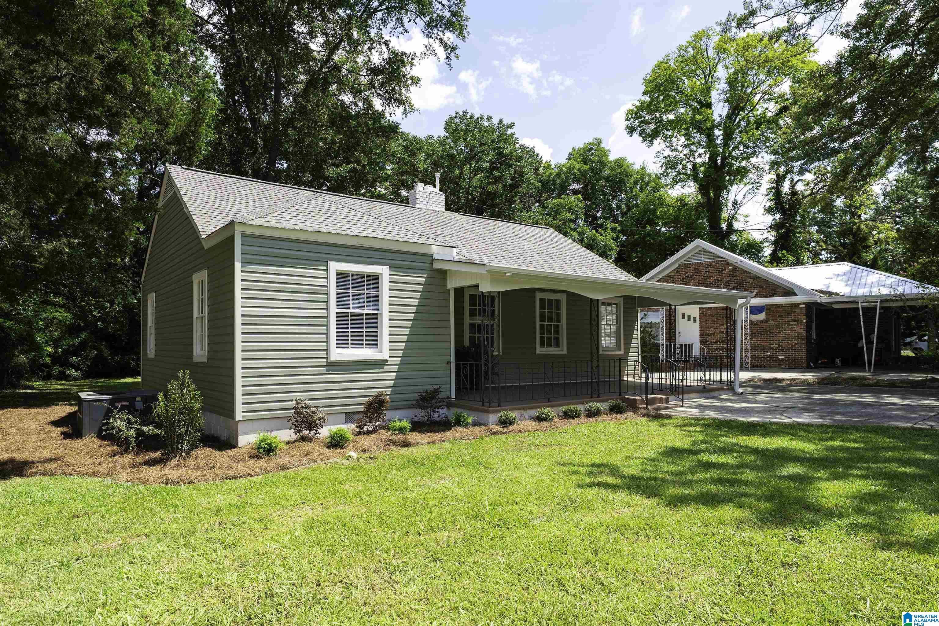 527 Selma Road Bessemer, AL 35020 - Photo 2 of 24