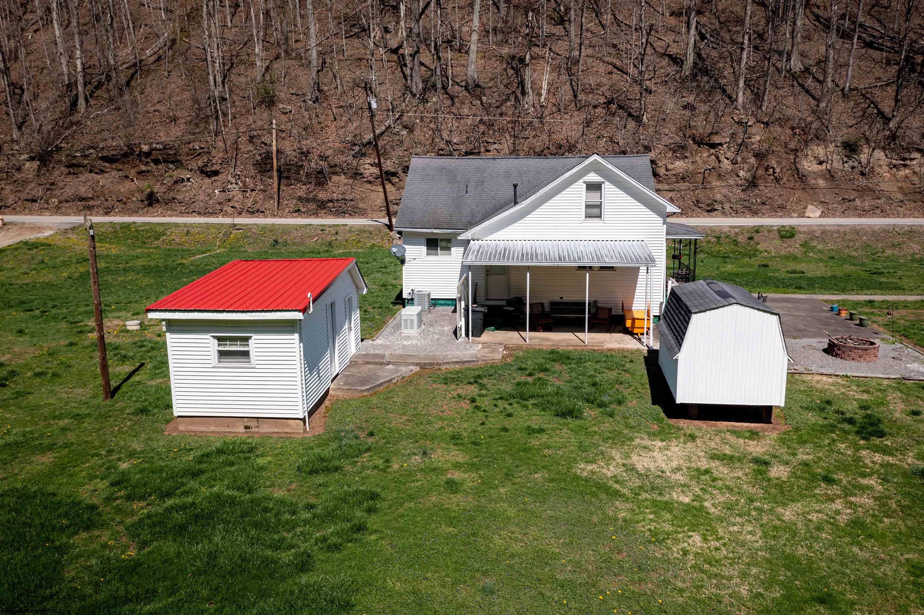 712 Mannington Road Smithfield, WV 26437 - Photo 29 of 42 Gallery Image 29