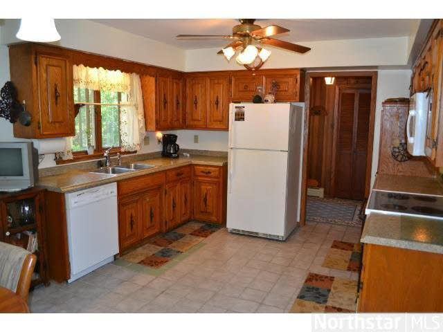 837 Badlands Road Hudson, WI 54016 - Photo 4 of 18 Gallery Image 4
