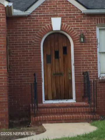 $2,400 | 1125 Inwood Terrace, Jacksonville, FL 32207