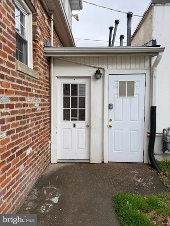 $1,345 | 1003 Kenmore Avenue, Unit 5, Fredericksburg, VA 22401