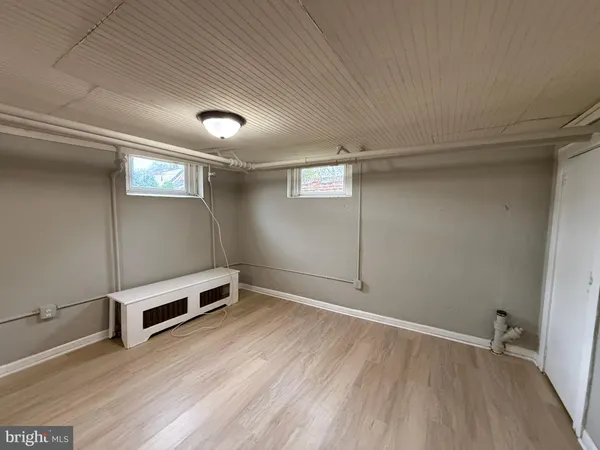 $1,345 | 1003 Kenmore Avenue, Unit 5, Fredericksburg, VA 22401