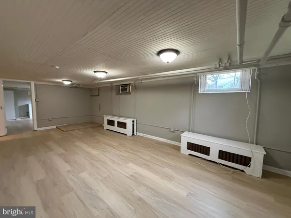 $1,345 | 1003 Kenmore Avenue, Unit 5, Fredericksburg, VA 22401