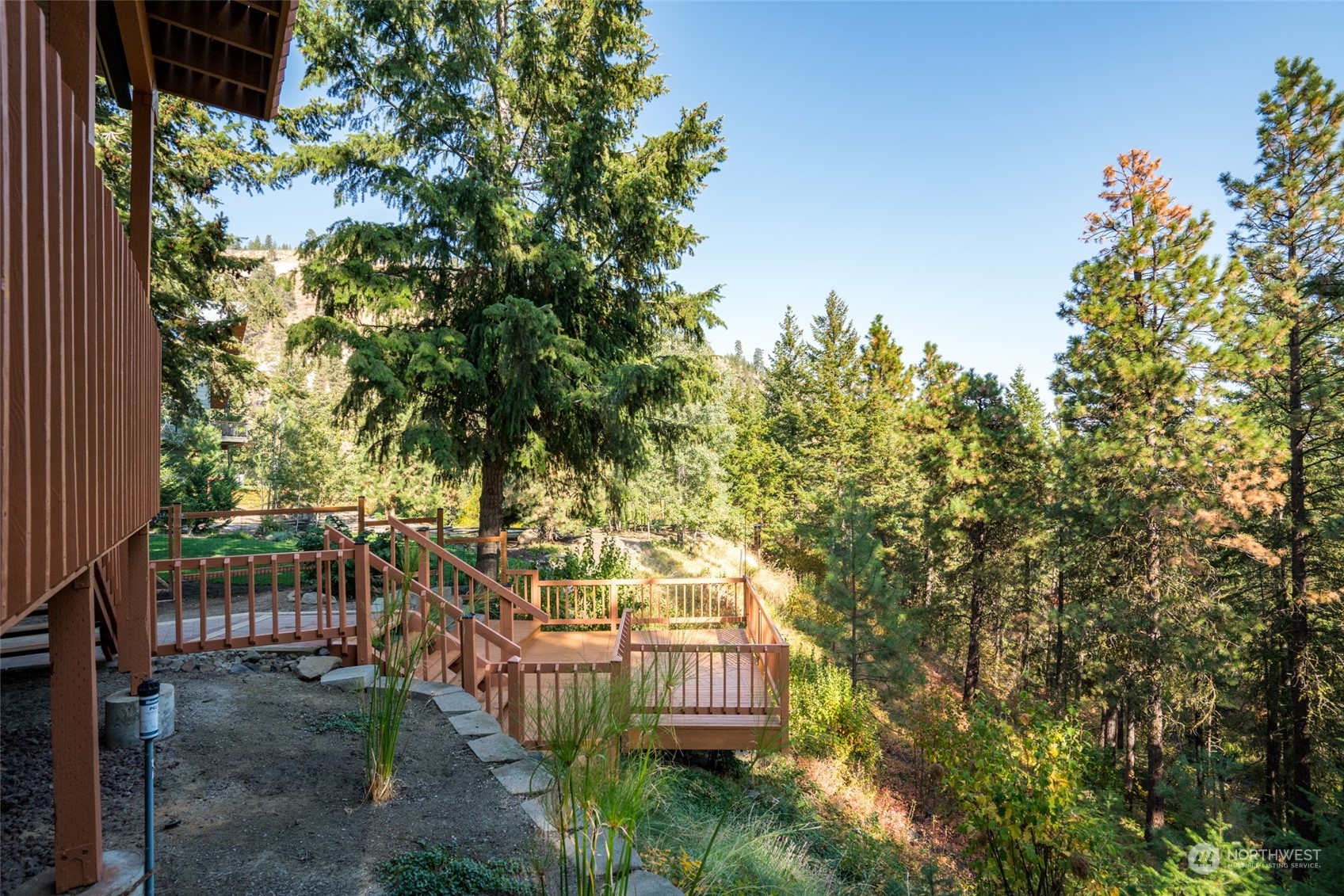 2960 Mission Ridge Road Wenatchee, WA 98801 - Photo 11 of 40 Gallery Image 11
