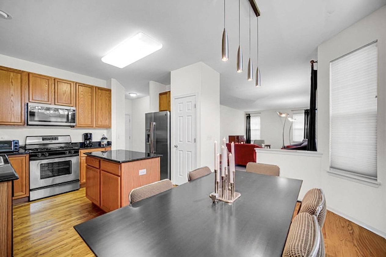 48 Wellesley Circle Northbrook, IL 60062 - Photo 3 of 25