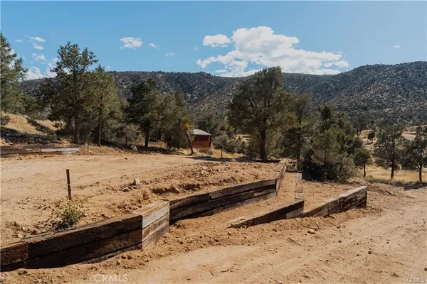 $634,000 | 48317 Burns Canyon Road, Pioneertown, CA 92268