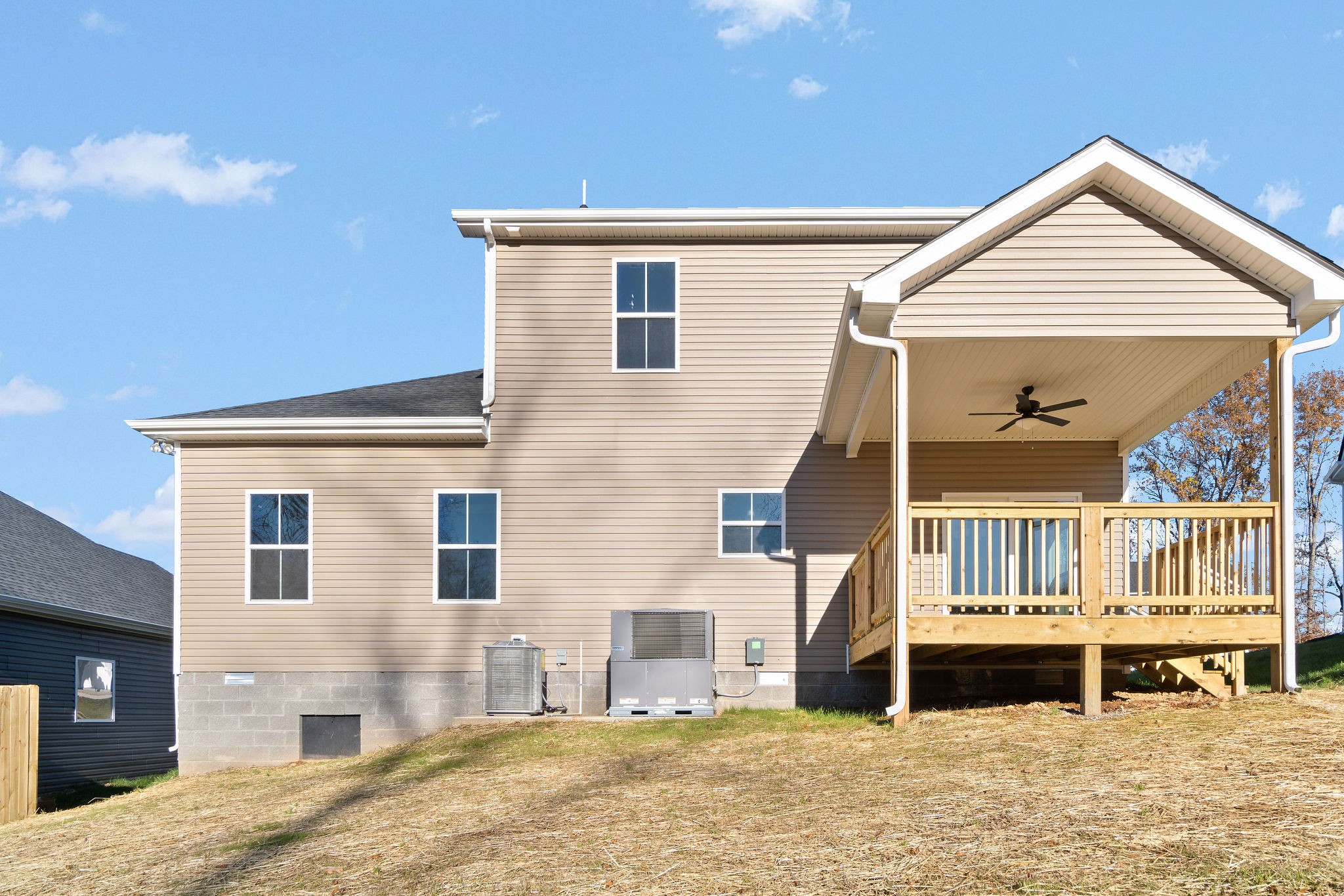 1042 Winesap Road Clarksville, TN 37040 - Photo 31 of 33 a front view of a house with a yard