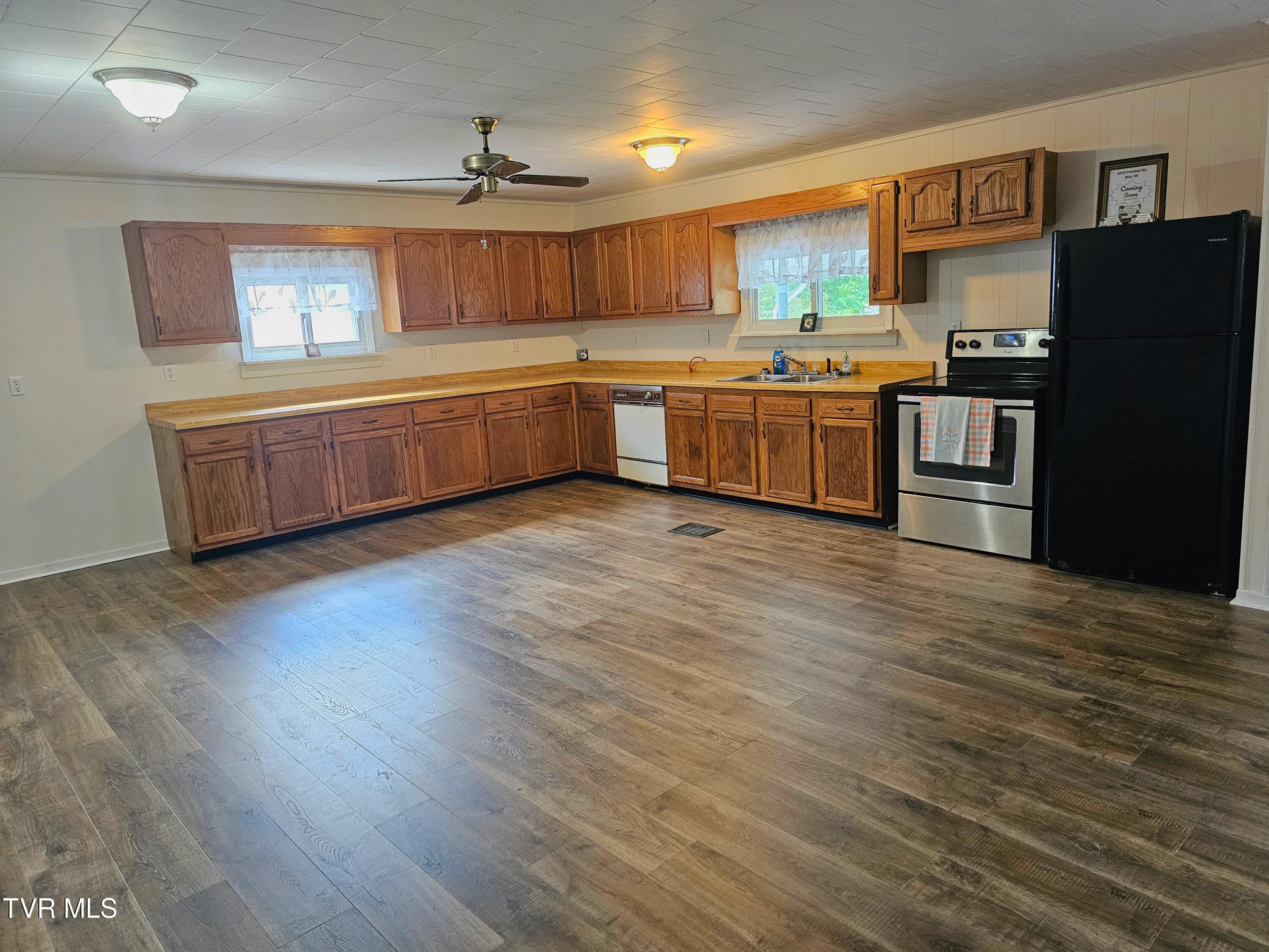 5643 Freeman Road Wise, VA 24293 - Photo 13 of 66 kitchen 1
