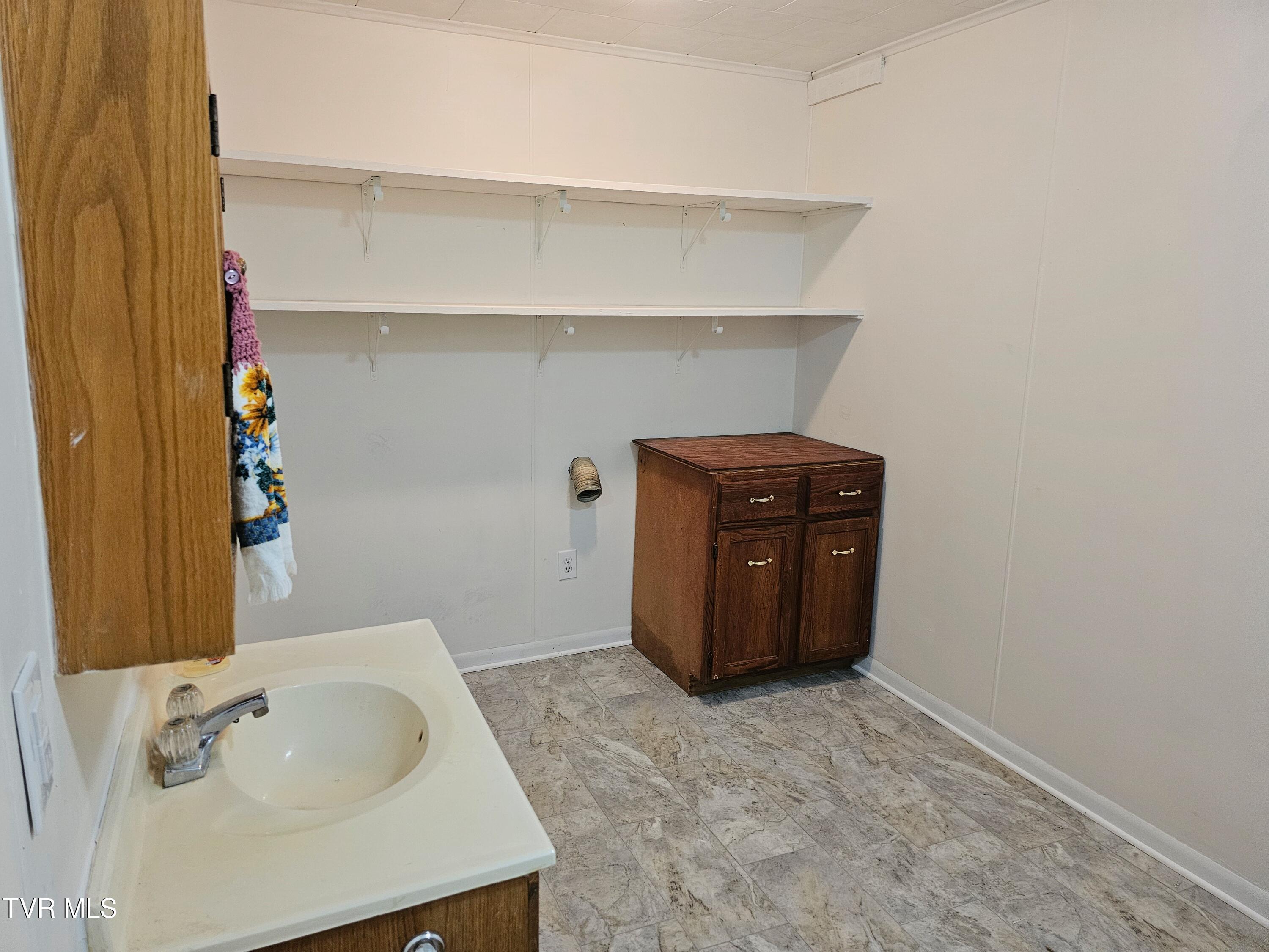 5643 Freeman Road Wise, VA 24293 - Photo 24 of 66 full bath 2