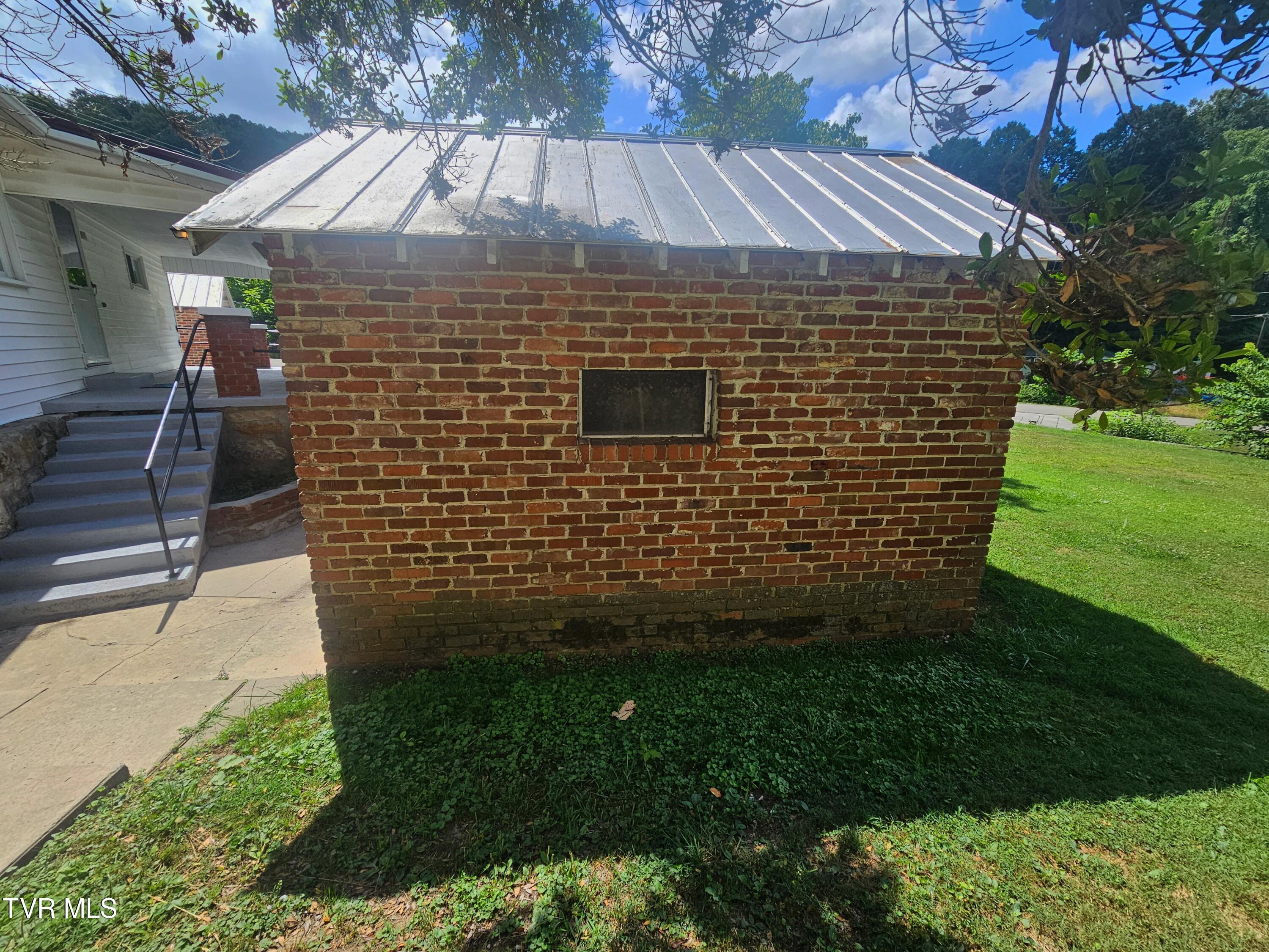 5643 Freeman Road Wise, VA 24293 - Photo 50 of 66 building 2d