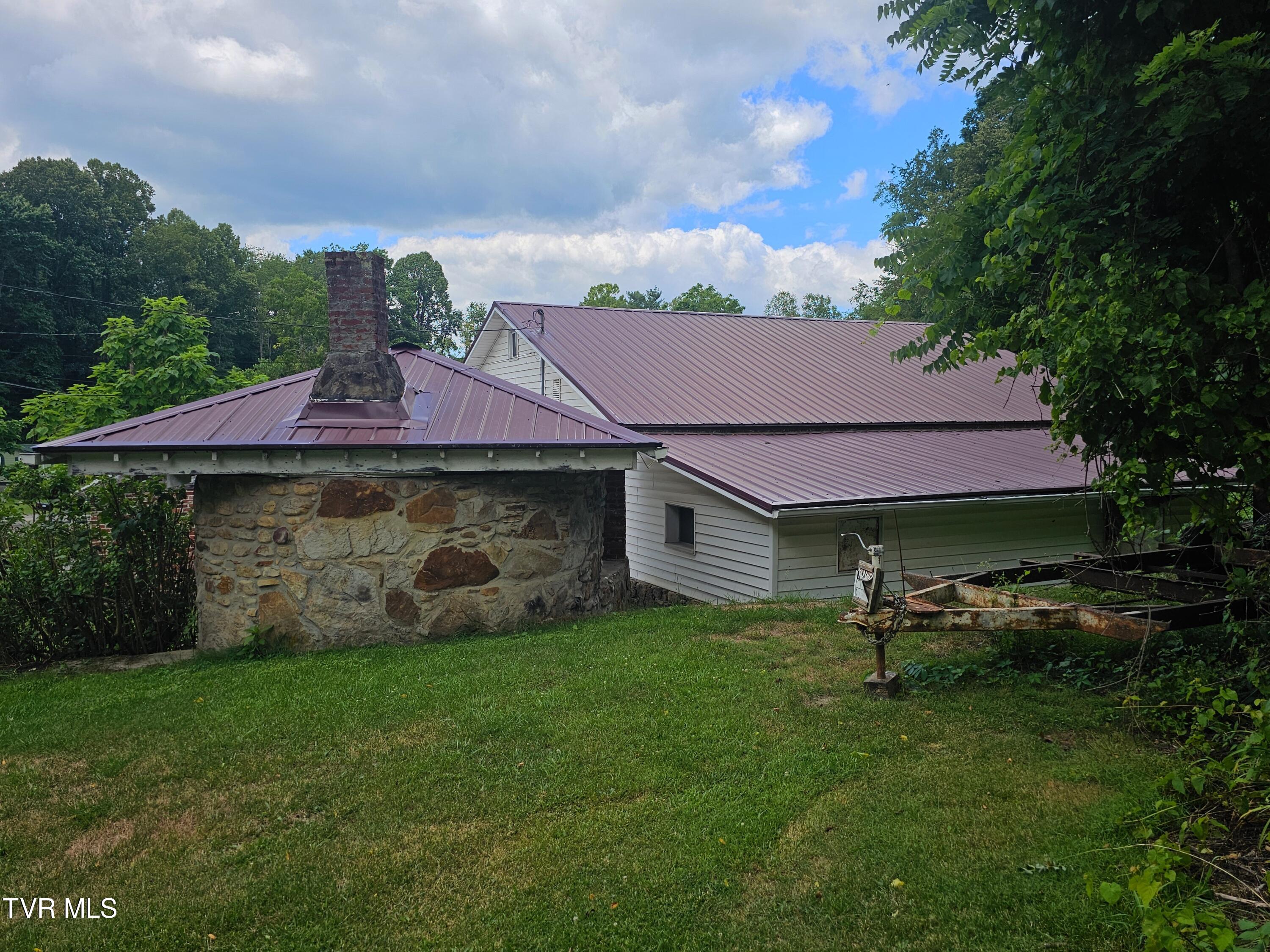 5643 Freeman Road Wise, VA 24293 - Photo 7 of 66 back 1