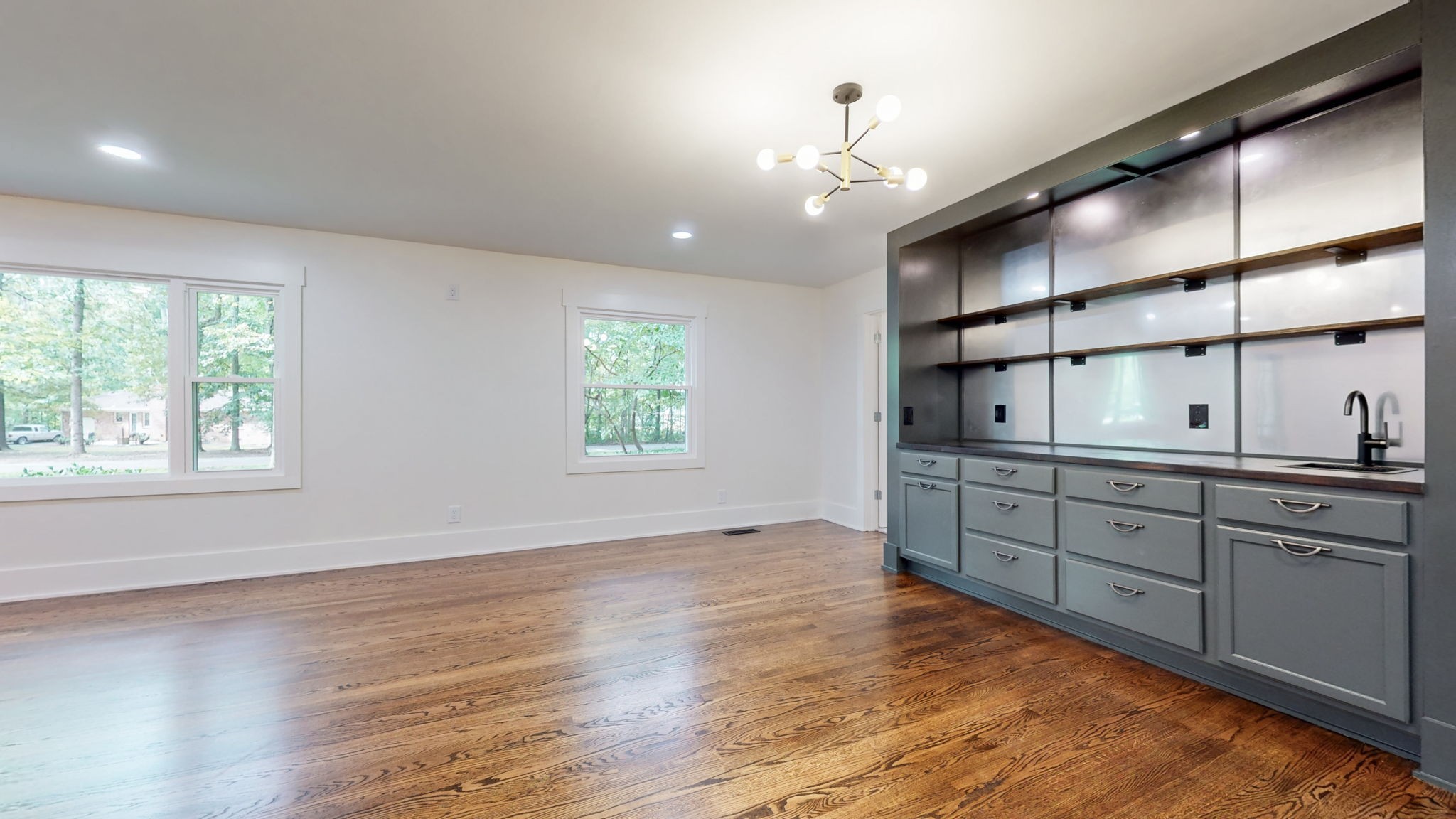 196 Thomas Street Manchester, TN 37355 - Photo 16 of 43 a room with natural light and windows