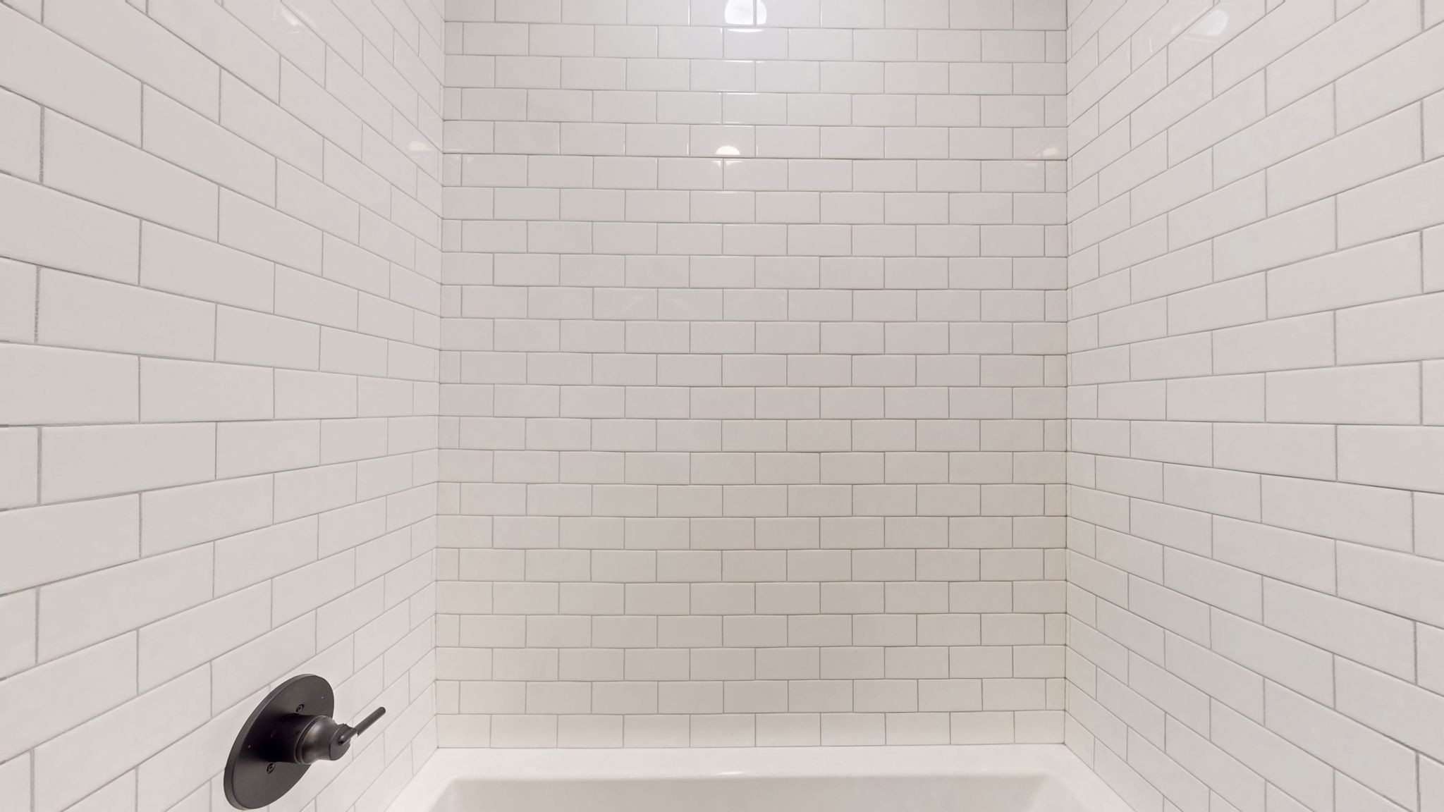 196 Thomas Street Manchester, TN 37355 - Photo 29 of 43 a bathroom with a shower