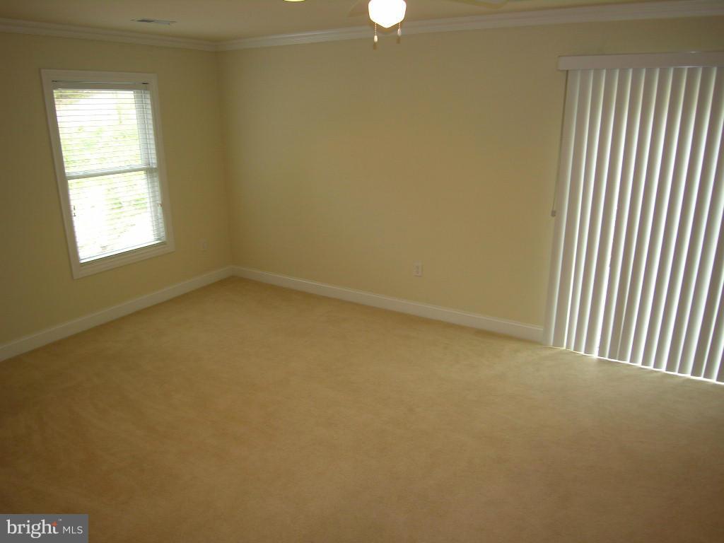 849 Valley View Road Harpers Ferry, WV 25425 - Photo 17 of 29 an empty room with a window