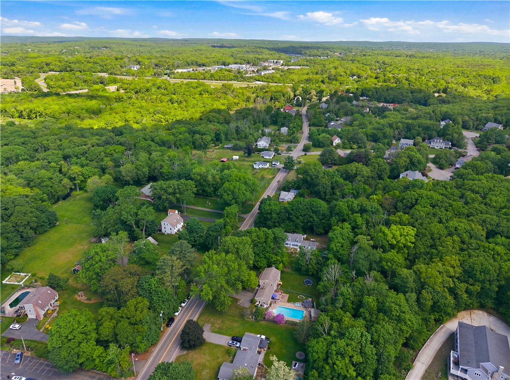 652 Old Post Road North Attleboro, MA 02760 - Photo 35 of 41