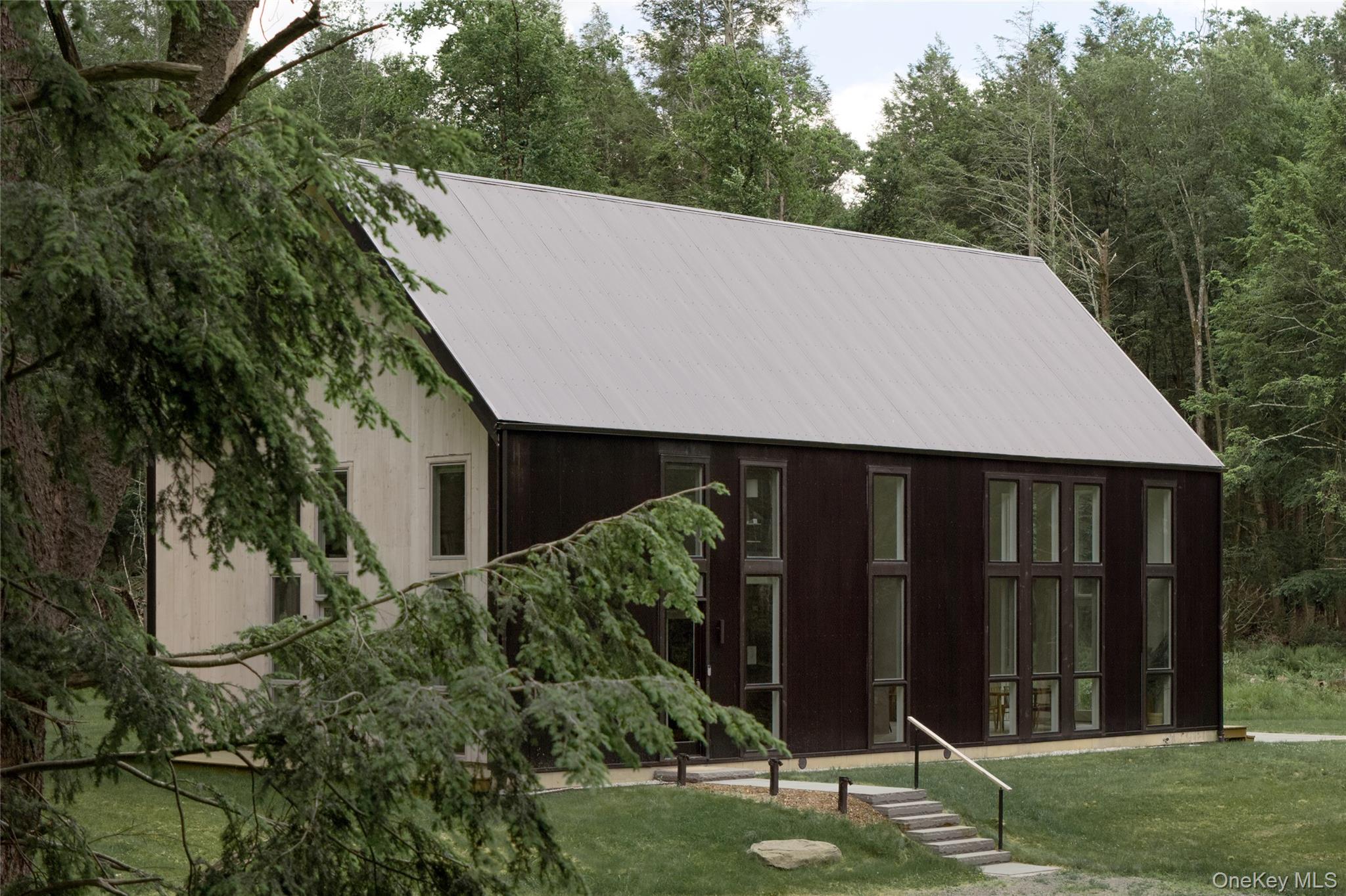 596 Perry Road Bethel, NY 12748 - Photo 1 of 38