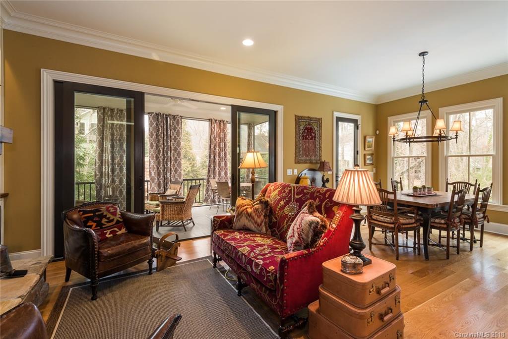 725 Spring Street Davidson, NC 28036 - Photo 12 of 36 Gallery Image 12
