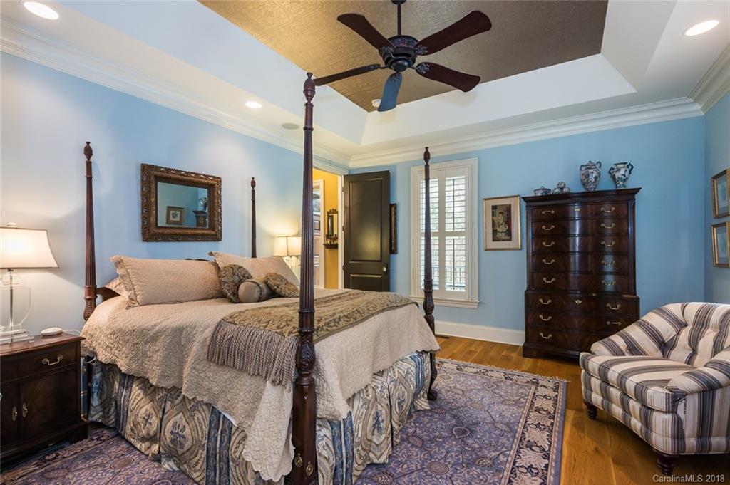 725 Spring Street Davidson, NC 28036 - Photo 16 of 36 Gallery Image 16
