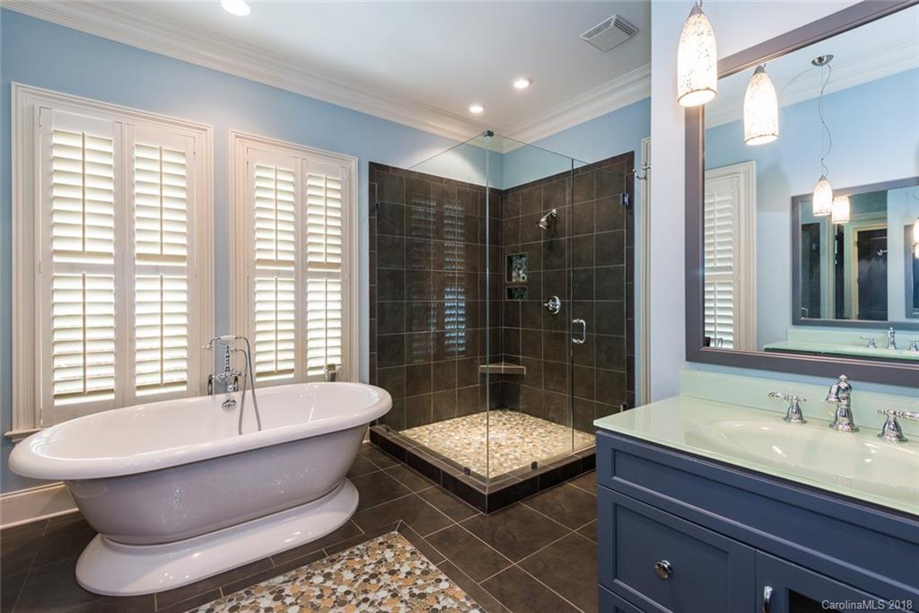725 Spring Street Davidson, NC 28036 - Photo 19 of 36 Gallery Image 19