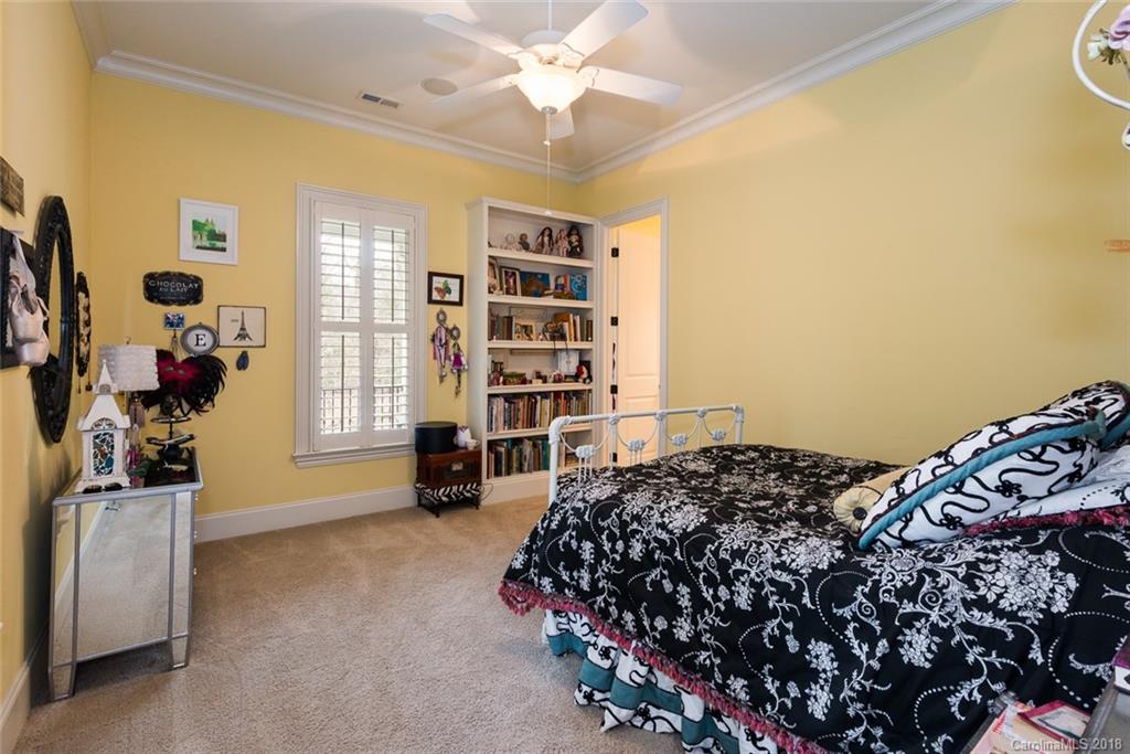 725 Spring Street Davidson, NC 28036 - Photo 24 of 36 Gallery Image 24