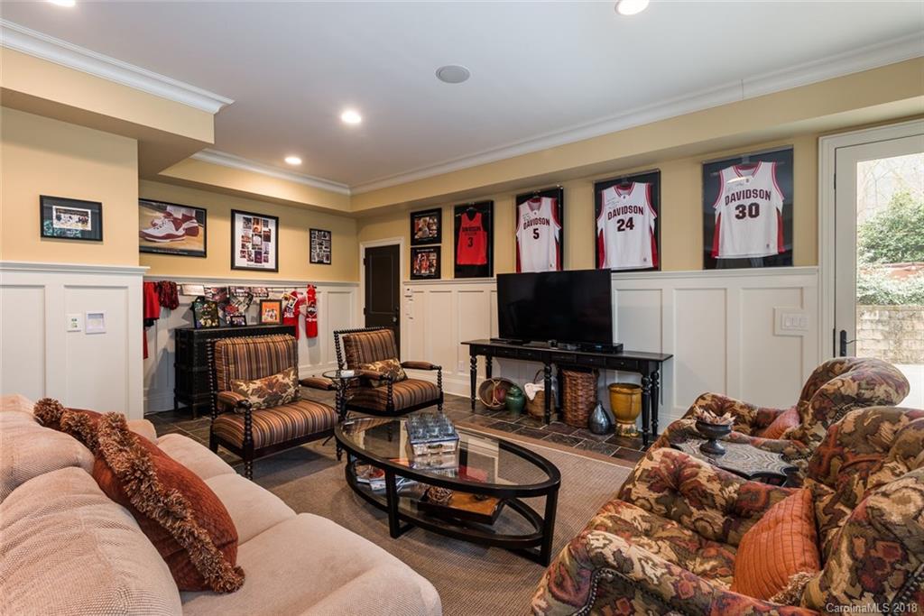 725 Spring Street Davidson, NC 28036 - Photo 29 of 36 Gallery Image 29