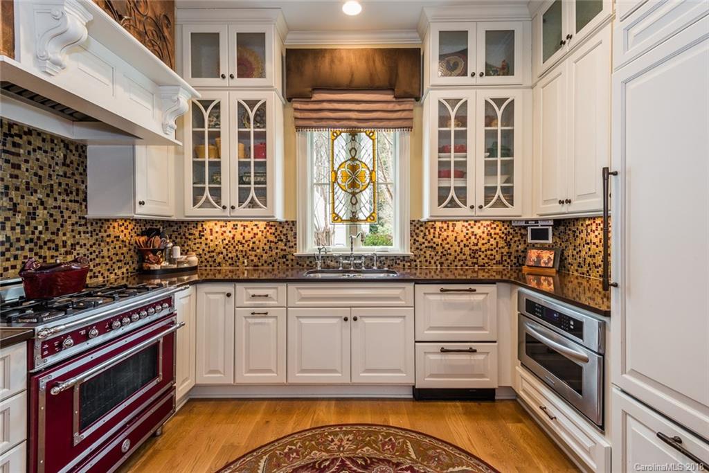 725 Spring Street Davidson, NC 28036 - Photo 8 of 36 Gallery Image 8