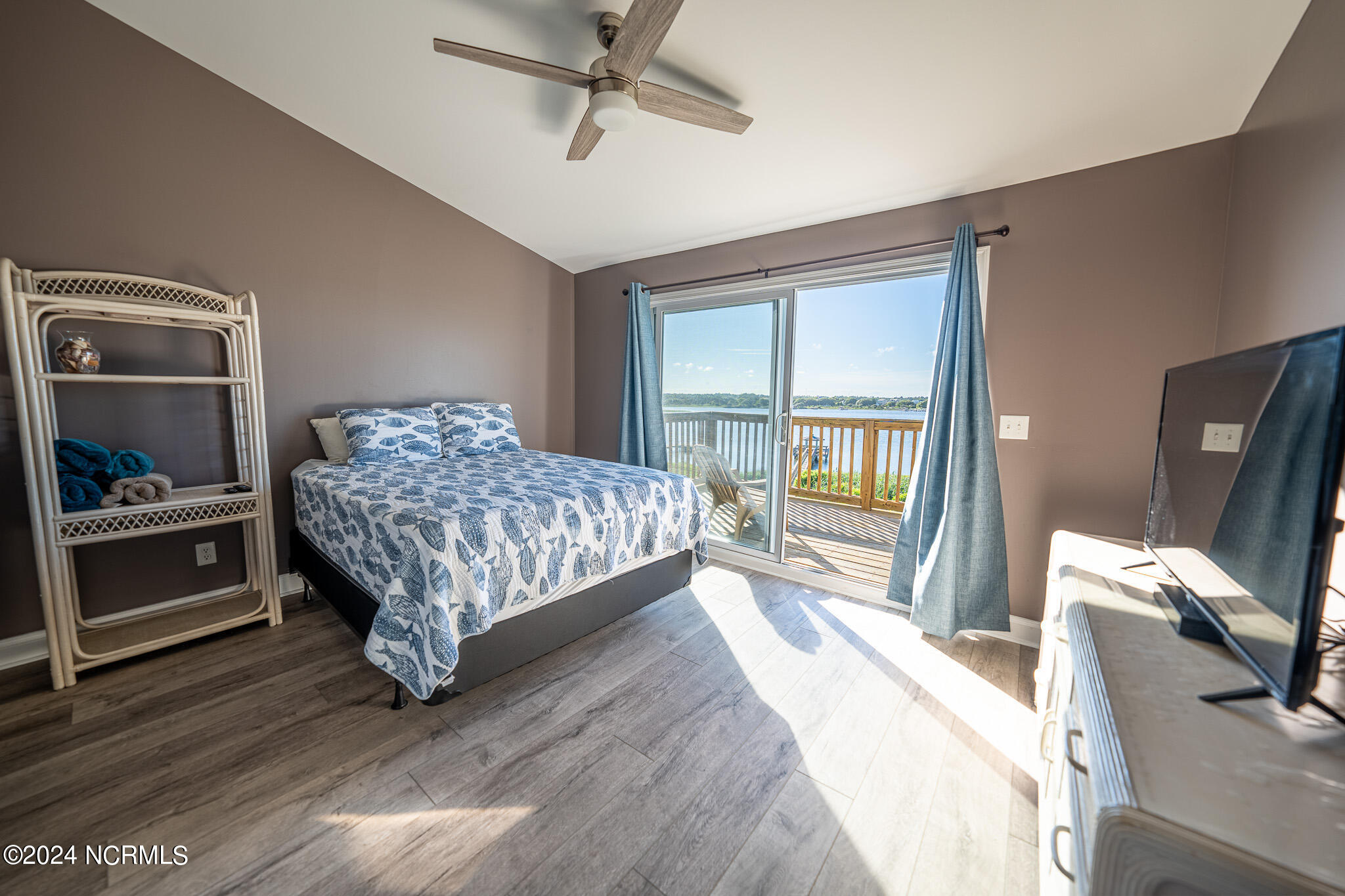 1779 New River Inlet Road, Unit 2 North Topsail Beach, NC 28460 - Photo 5 of 43 Master Bed