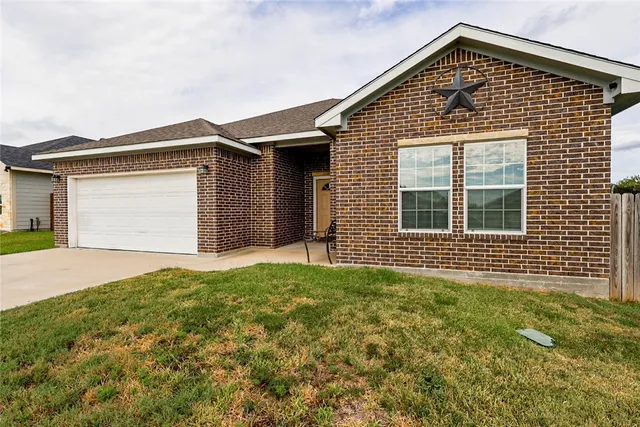 $285,000 | 1805 South Cornish Avenue, Bryan, TX 77801