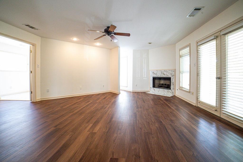 137 Harbor Point Lane Memphis, TN 38103 - Photo 14 of 36