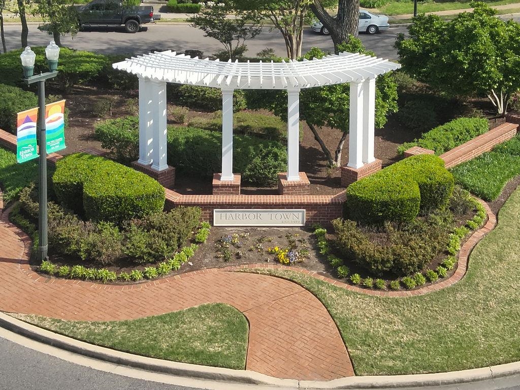 137 Harbor Point Lane Memphis, TN 38103 - Photo 2 of 36