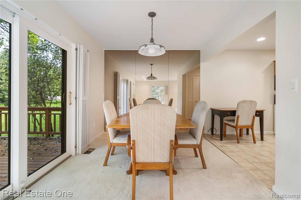 1822 Streamedge Court Rochester Hills, MI 48309 - Photo 9 of 24