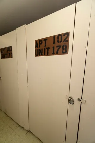 $177,700 | 2640 North Windsor Drive, Unit 102, Arlington Heights, IL 60004