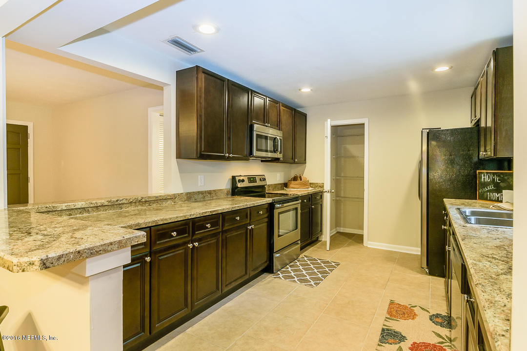 2649 Rentz Road Jacksonville, FL 32211 - Photo 11 of 25 009