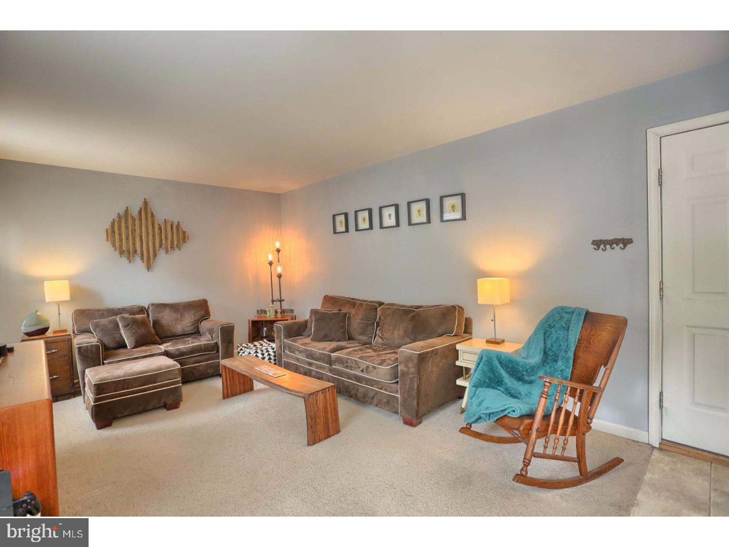 55 Thayer Road Birdsboro, PA 19508 - Photo 10 of 22 Living Room